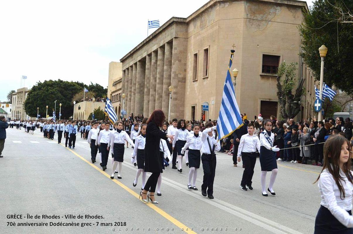 237- Rhodes- Defile Dodecanese grec.JPG